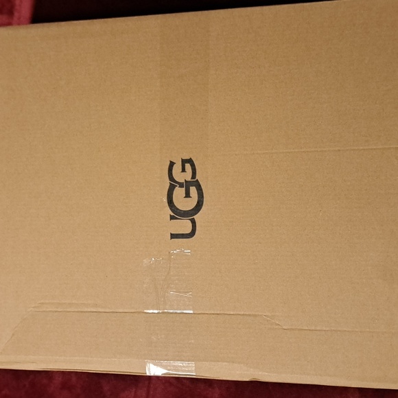 Ugg Classic Tall Boot-Black size 9 - Picture 2 of 3